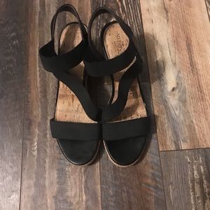Cut black wedges